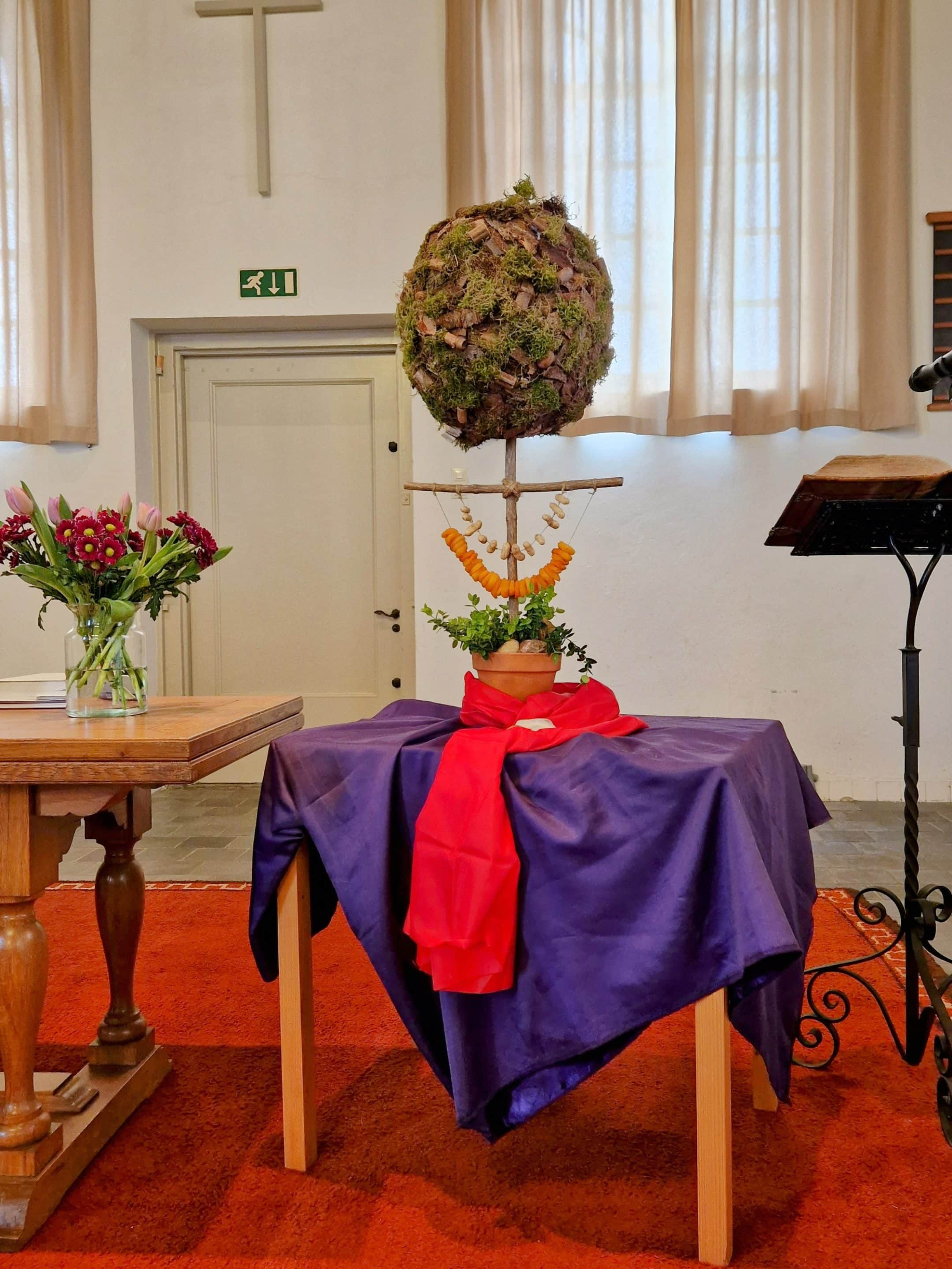 Liturgische bloemschikking Palmpasen