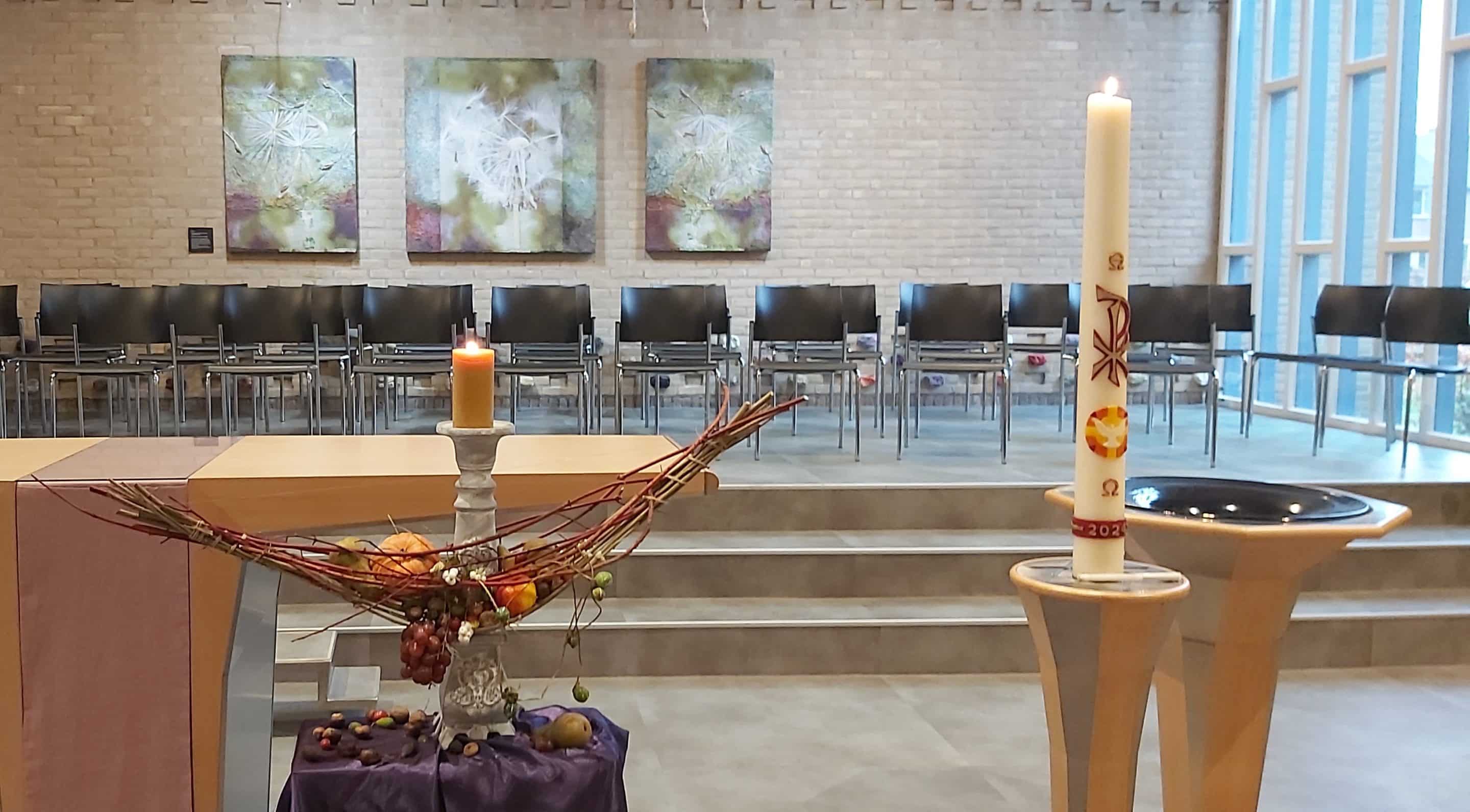 Liturgische bloemschikking 3e Advent